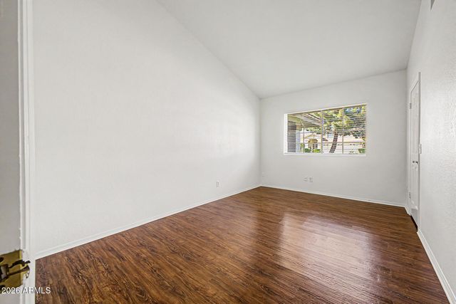 6725 W UTOPIA Road, Glendale, AZ 85308