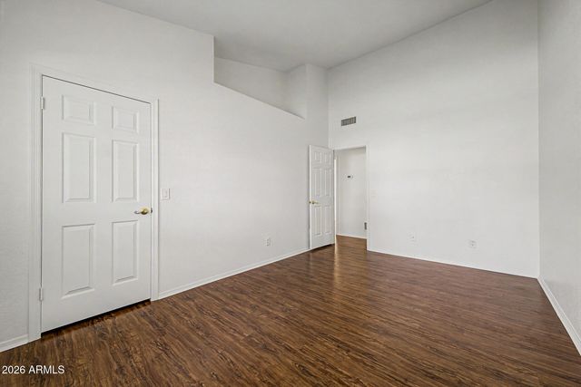 6725 W UTOPIA Road, Glendale, AZ 85308