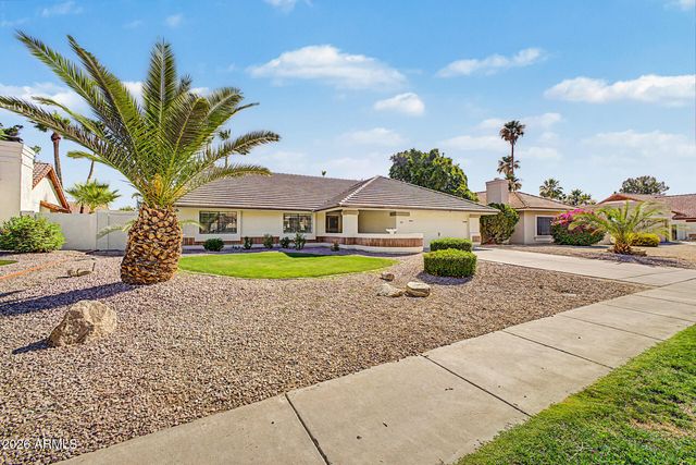 6725 W UTOPIA Road, Glendale, AZ 85308