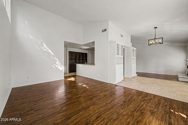 6725 W UTOPIA Road, Glendale, AZ 85308