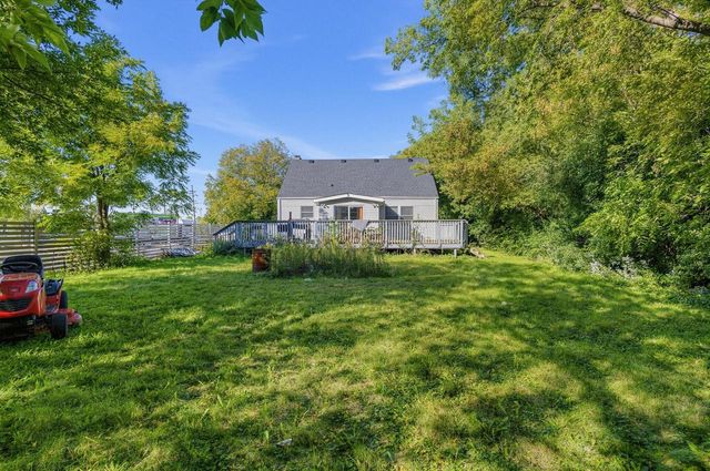 8340 W Fond Du Lac AVENUE, Milwaukee, WI 53218