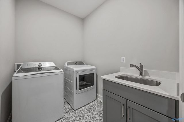 9512 Abington Cove Boulevard, Madison, AL 35757