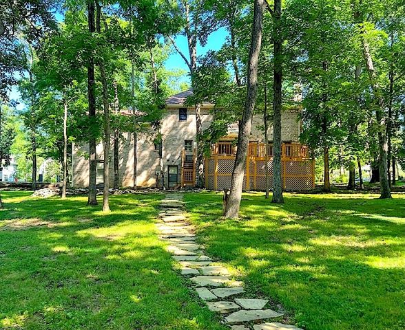 2207 Shannon Drive, Murfreesboro, TN 37129
