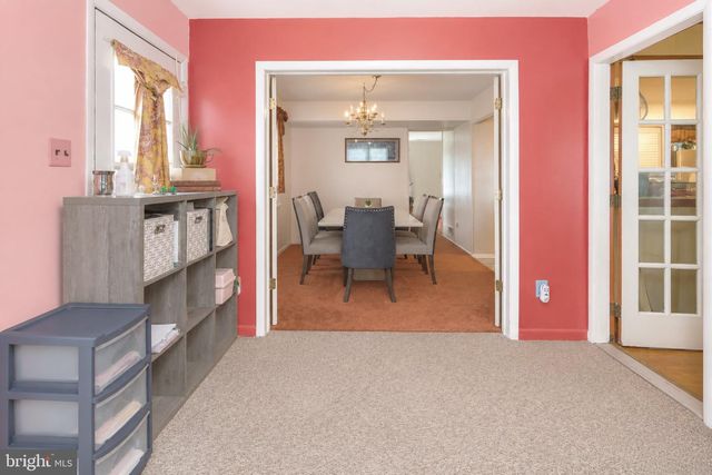 114 BURNAM WOOD CT, Mount Laurel, NJ 08054
