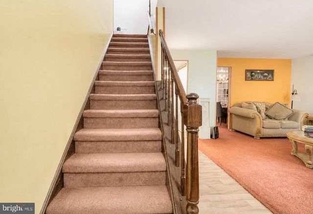 114 BURNAM WOOD CT, Mount Laurel, NJ 08054