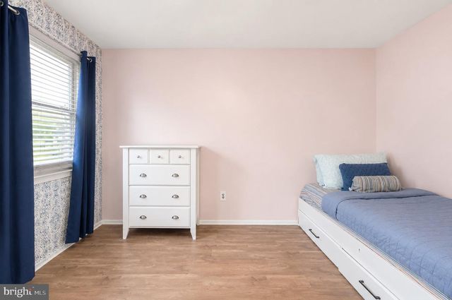 114 BURNAM WOOD CT, Mount Laurel, NJ 08054
