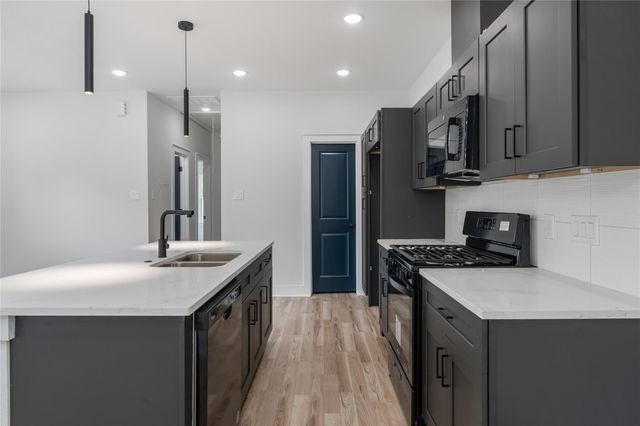 1615 Dolly Wright Street, Houston, TX 77088