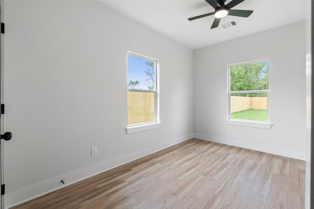 1615 Dolly Wright Street, Houston, TX 77088