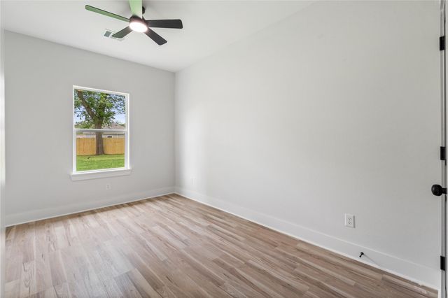 1615 Dolly Wright Street, Houston, TX 77088