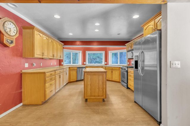 280 Gold Bluff Rd, Downieville, CA 95936