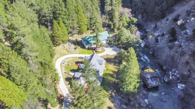 280 Gold Bluff Rd, Downieville, CA 95936