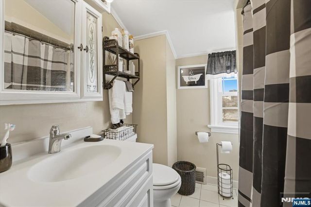 21 Park Place, Kearny, NJ 07032