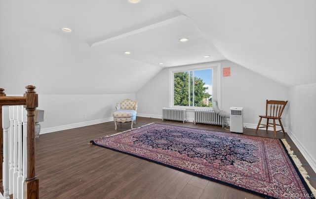 182 School Street, Oyster Bay, NY 11771