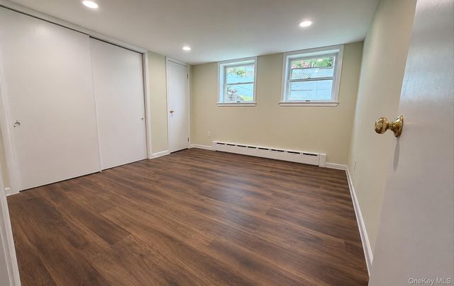 182 School Street, Oyster Bay, NY 11771