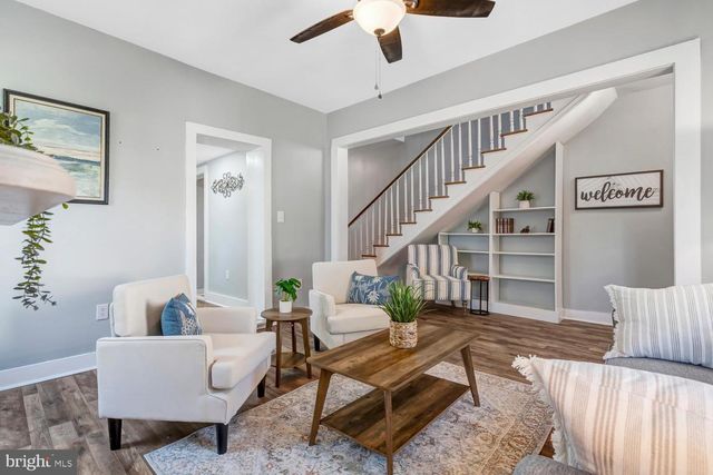 203 LEE ST, Front Royal, VA 22630