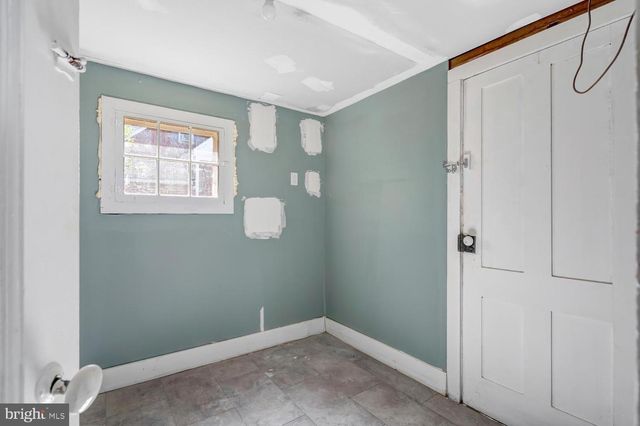 203 LEE ST, Front Royal, VA 22630