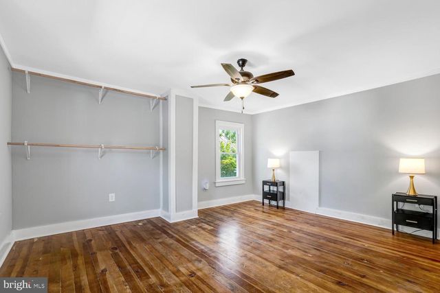 203 LEE ST, Front Royal, VA 22630