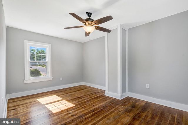 203 LEE ST, Front Royal, VA 22630