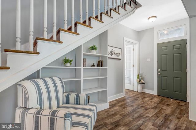 203 LEE ST, Front Royal, VA 22630