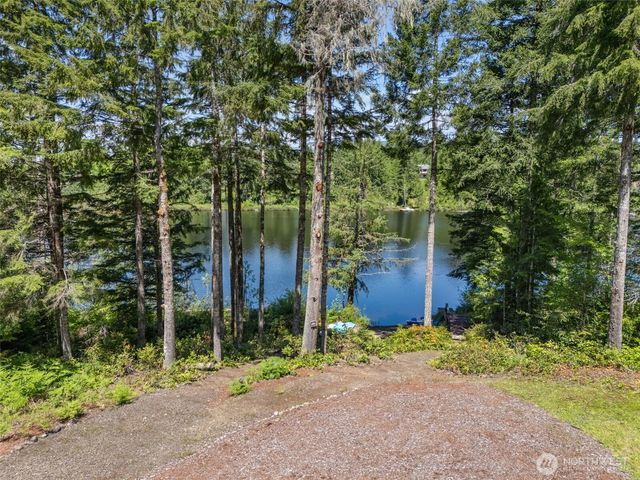 341 W Reeves Hill Drive, Shelton, WA 98584