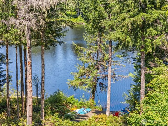341 W Reeves Hill Drive, Shelton, WA 98584
