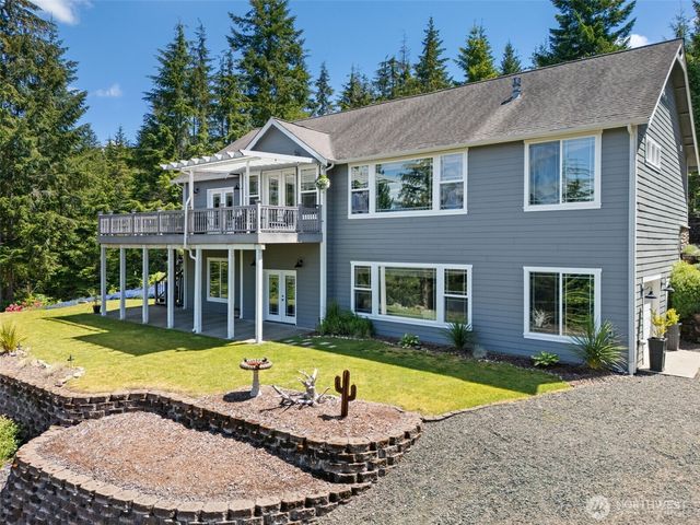 341 W Reeves Hill Drive, Shelton, WA 98584