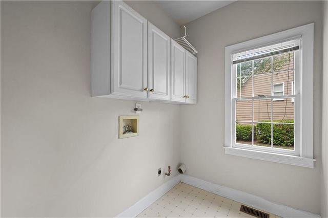 2381 Briarleigh Way, Atlanta, GA 30338