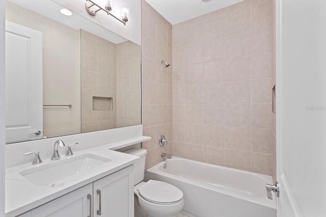 14005 ALDERSGATE AVENUE, Fort Myers, FL 33905