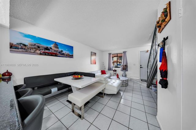 1923 SW 107th Ave 103, Miami, FL 33165