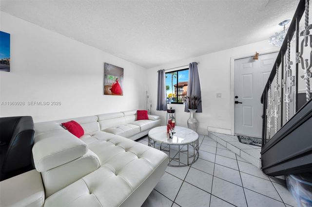 1923 SW 107th Ave 103, Miami, FL 33165