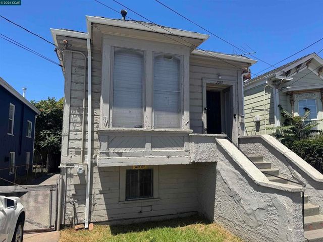 3513 Adeline St, Oakland, CA 94608