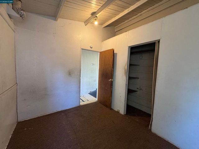 3513 Adeline St, Oakland, CA 94608