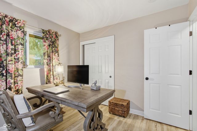 8030 N Richardt Avenue, Indianapolis, IN 46256