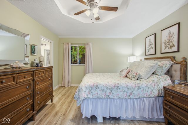 8030 N Richardt Avenue, Indianapolis, IN 46256