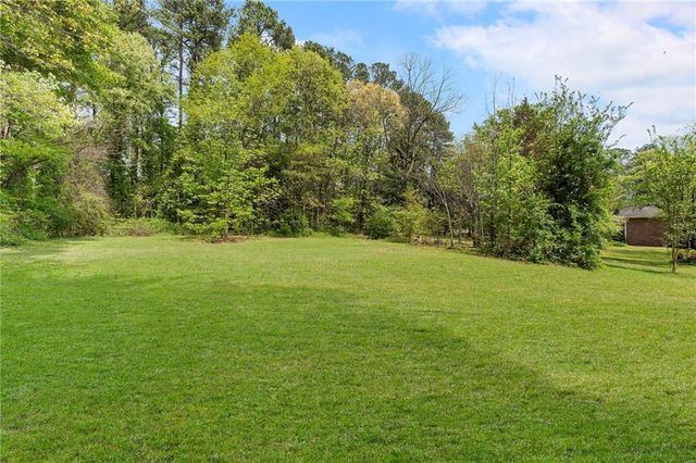 2968 Gray Road SE, Smyrna, GA 30082