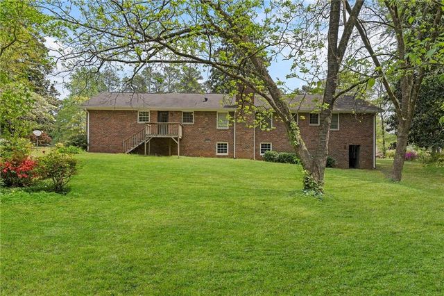 2968 Gray Road SE, Smyrna, GA 30082