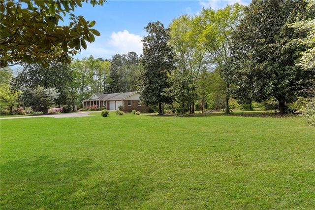 2968 Gray Road SE, Smyrna, GA 30082