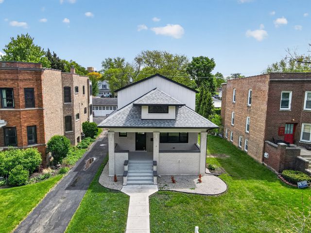 17 Franklin Avenue, River Forest, IL 60305