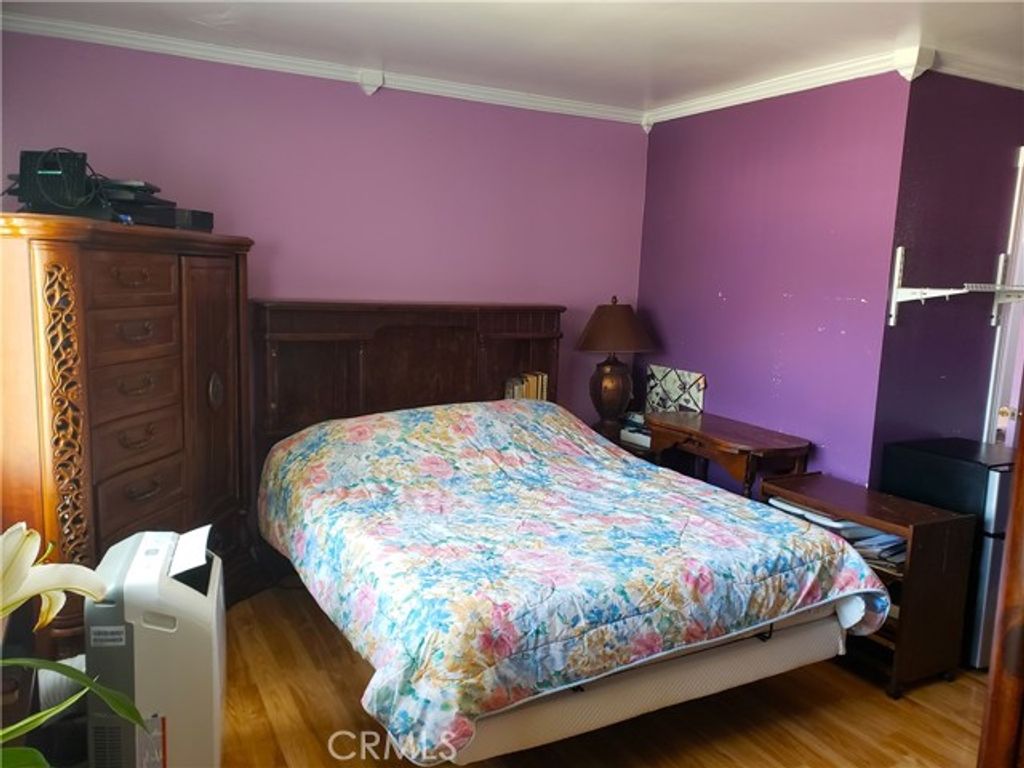 1500 W 107th, Los Angeles, CA 90047