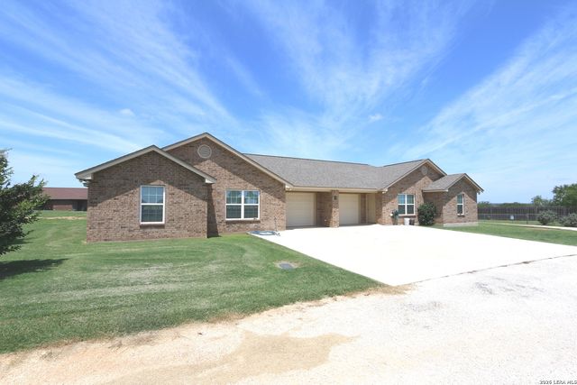 16020 US HIGHWAY 87, Adkins, TX 78101