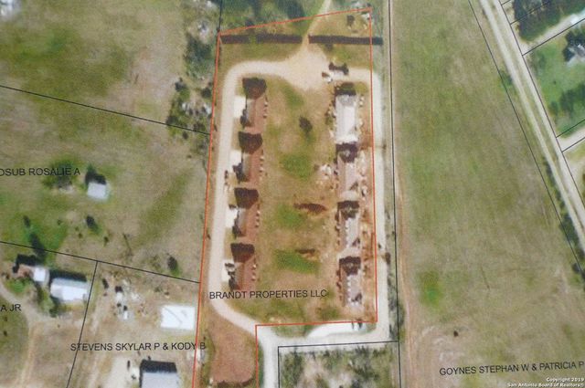 16020 US HIGHWAY 87, Adkins, TX 78101