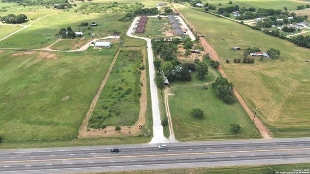 16020 US HIGHWAY 87, Adkins, TX 78101