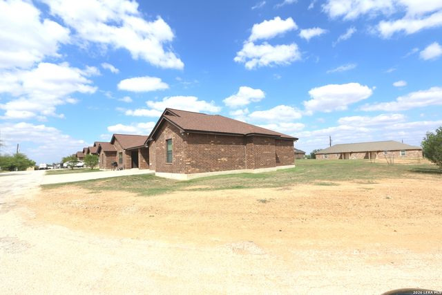 16020 US HIGHWAY 87, Adkins, TX 78101