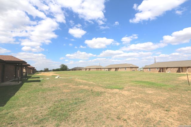 16020 US HIGHWAY 87, Adkins, TX 78101