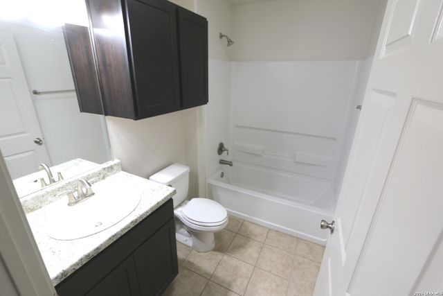 16020 US HIGHWAY 87, Adkins, TX 78101