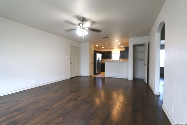 16020 US HIGHWAY 87, Adkins, TX 78101