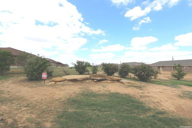 16020 US HIGHWAY 87, Adkins, TX 78101