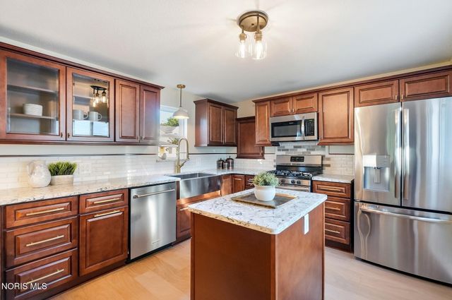 1401 River Road, Maumee, OH 43537
