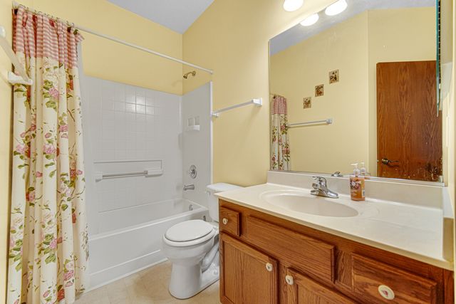 1564 Benzie Circle, Romeoville, IL 60446