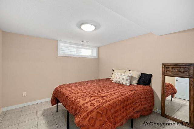 906 TALBOT CT, Cheyenne, WY 82001